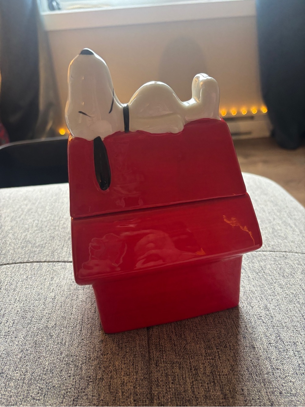 Ceramic Red Snoopy Doghouse cookie jar